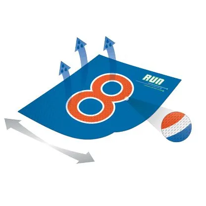 Una rappresentazione grafica di una maglietta sportiva blu con elementi arancioni e la parola 'RUN', progettata per abbigliamento da corsa dinamico.