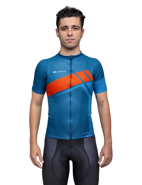  Il/La modello/a è alto/a 173 cm e indossa la taglia 5
