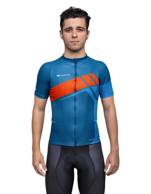  Il/La modello/a è alto/a 173 cm e indossa la taglia 5