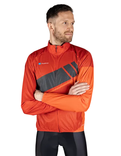  Il/La modello/a è alto/a 186 cm e indossa la taglia 7