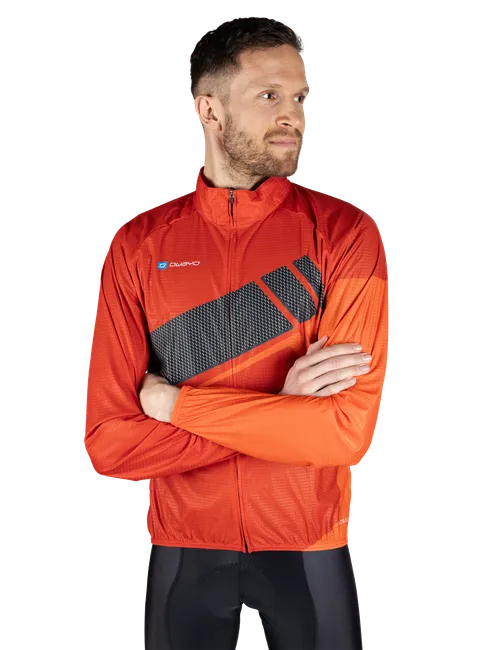  Il/La modello/a è alto/a 186 cm e indossa la taglia 7