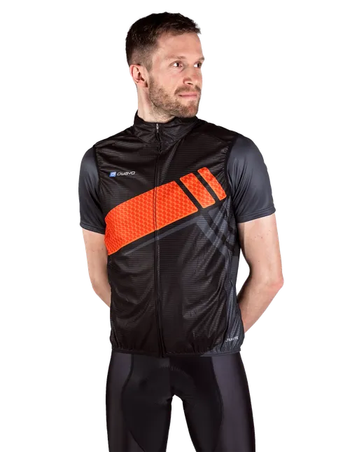  Il/La modello/a è alto/a 186 cm e indossa la taglia 7